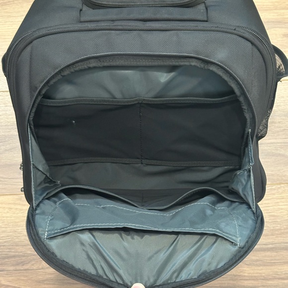 Codi Mobile Lite Wheeled Case in Black - Picture 9 of 15